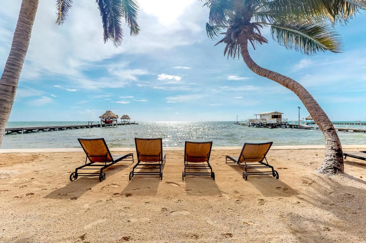 Coral Reef Condo 圣佩德罗 外观 照片